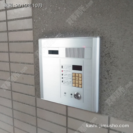 インターホン