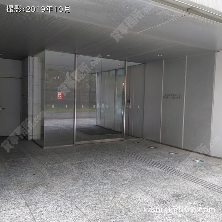 建物入口