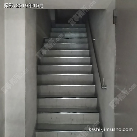 共用階段 共用階段