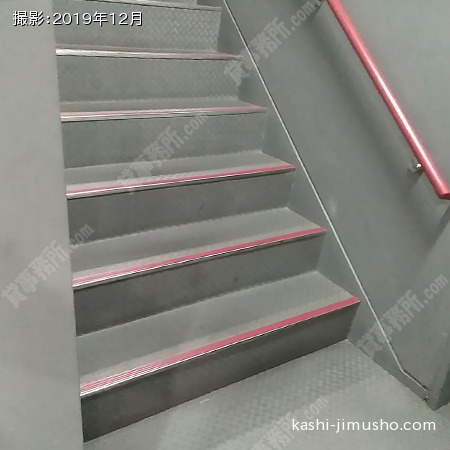共用階段