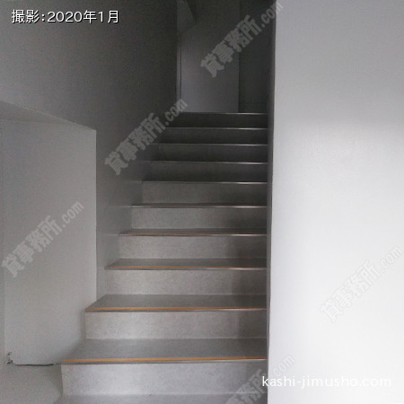 共用階段