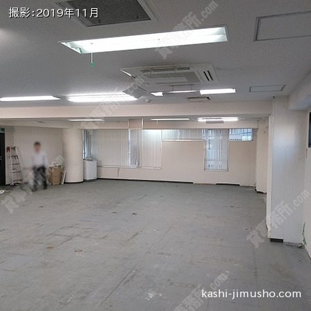 貸室内(4階401号室※原状回復前)