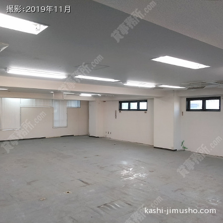 貸室内(4階401号室※原状回復前)