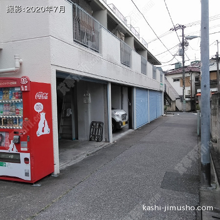 ビル前面