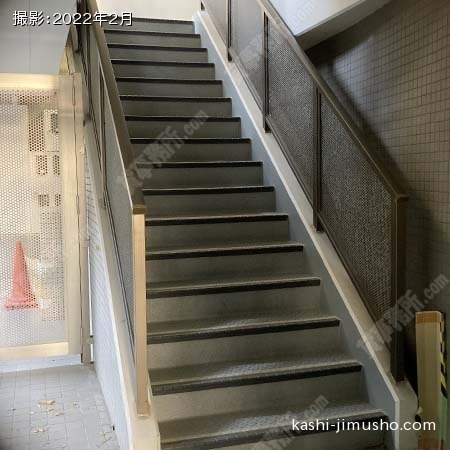 共用階段