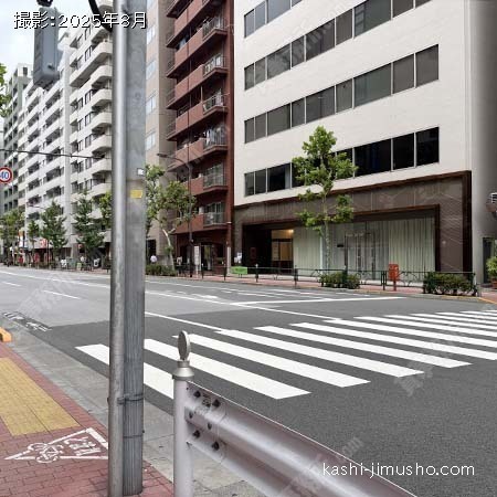 前面道路(ソニー通り)