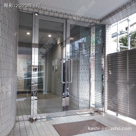 建物入口