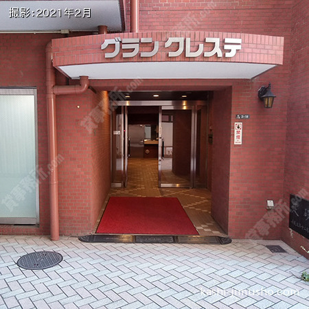 建物入口