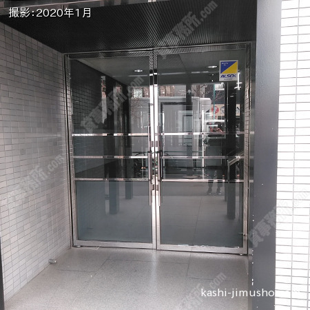 建物入口