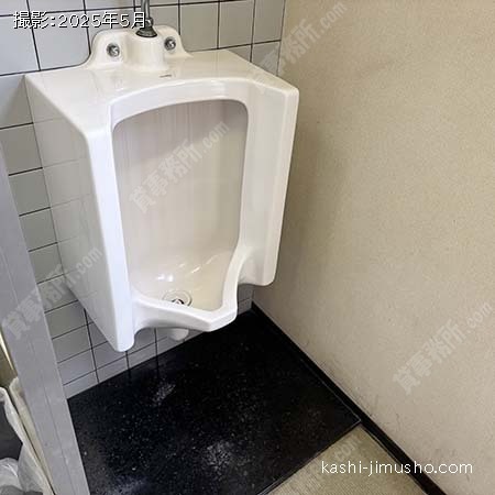 男性トイレ