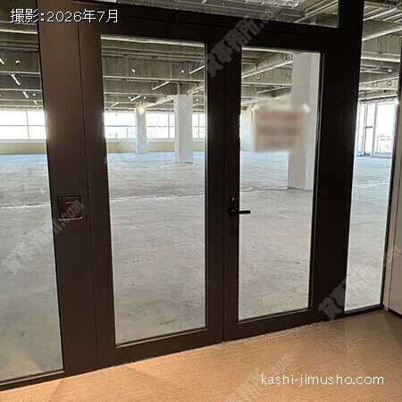 貸室入口(9階E) 貸室入口(9階E)