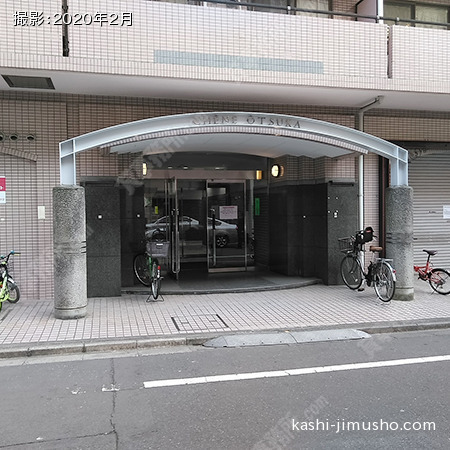 ビル正面
