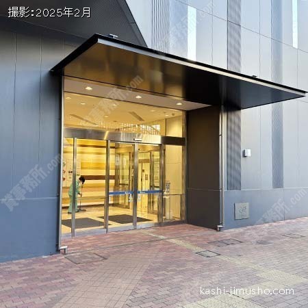 ビル入口(1階)