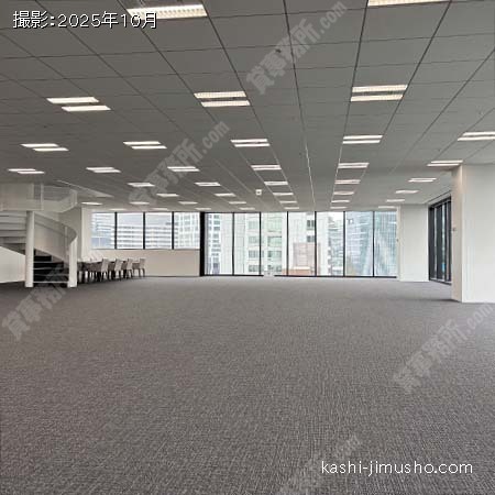 貸室内(11階)