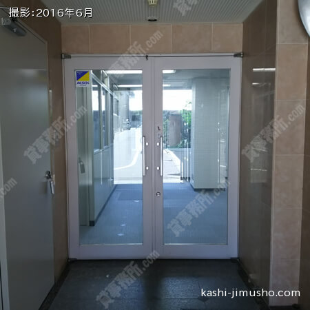 １Ｆ：貸室入口