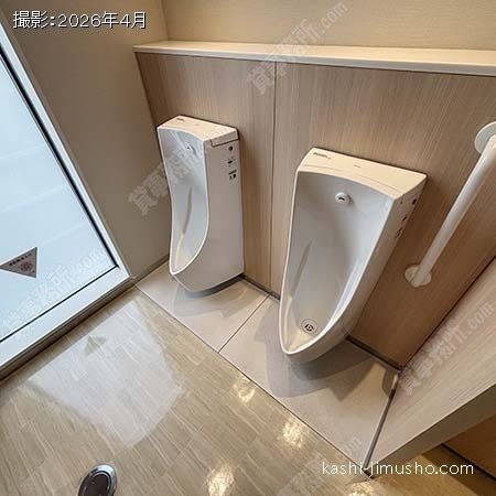男性トイレ 男性トイレ