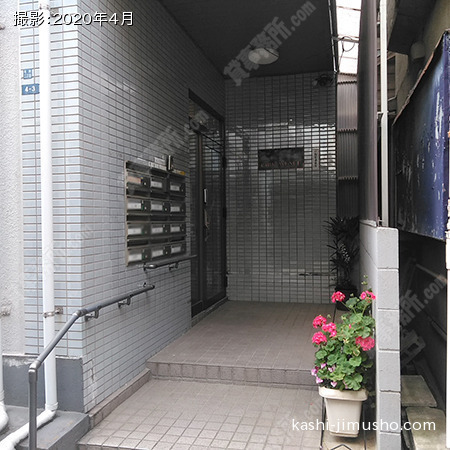 ビル入口