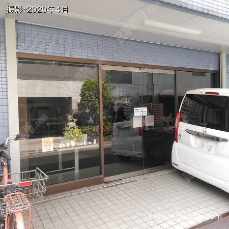 貸室前(1階)