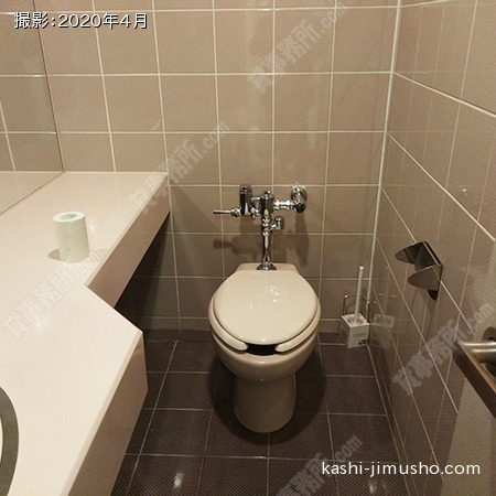 女性トイレ 女性トイレ