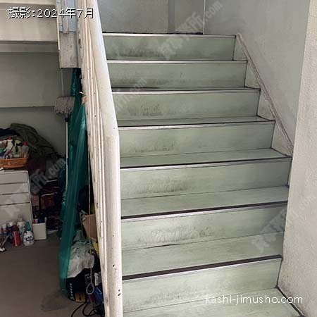 共用階段