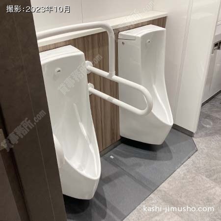 男性トイレ