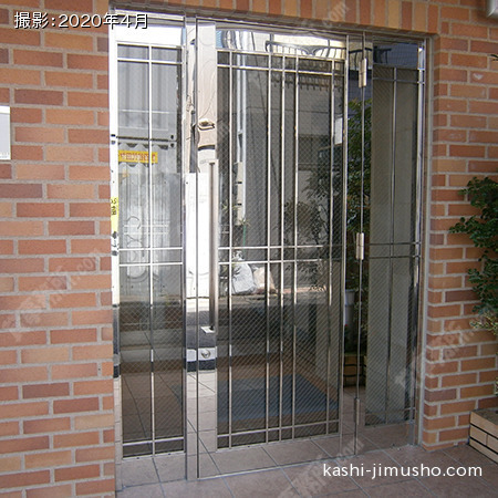 建物入口