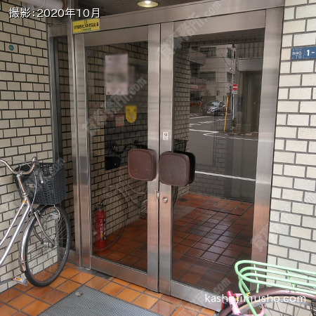 ビル入口