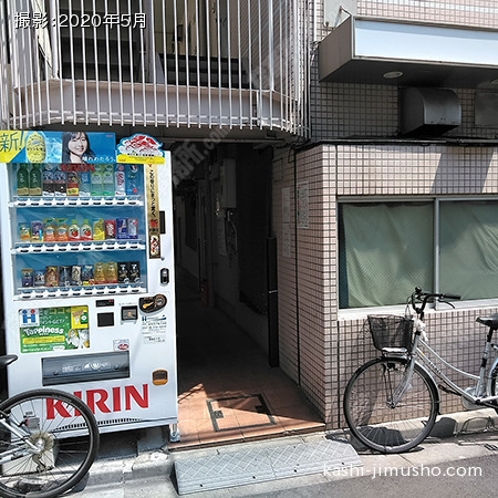 建物入口