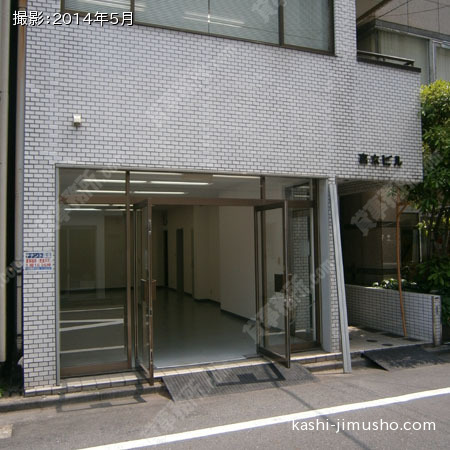 貸室前(1階)