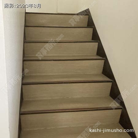 共用階段