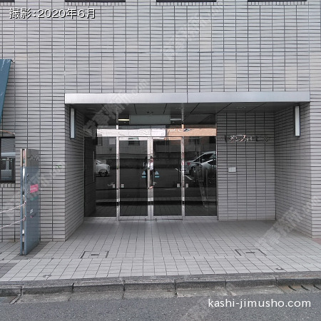 ビル入口