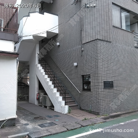 ビル入口