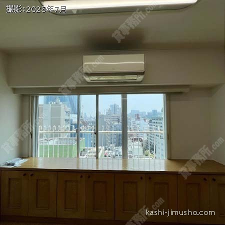 貸室内(13階1302号室)
