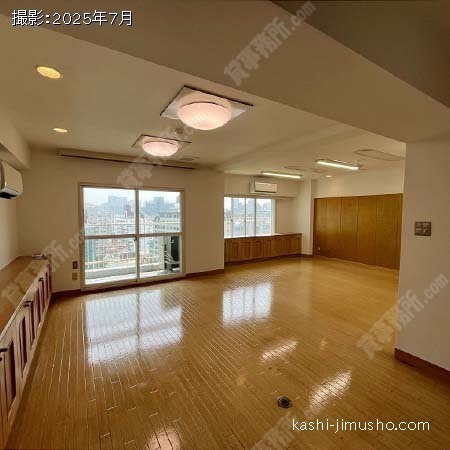 貸室内(13階1302号室)