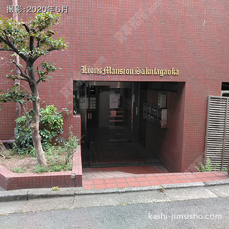 建物入口