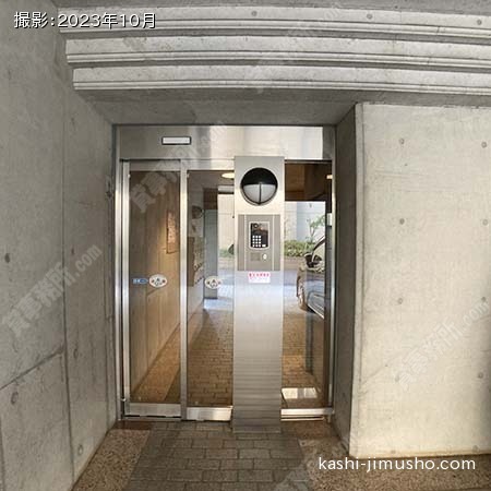 建物入口
