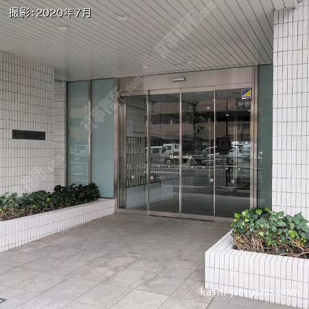 建物入口（マンション）