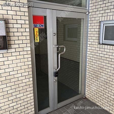 貸室入口(1階102号室) 貸室入口(1階102号室)