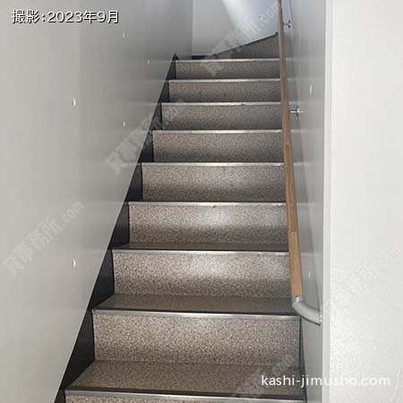 共用階段 共用階段