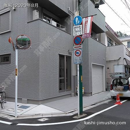 建物正面
