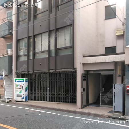ビル前面