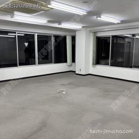 貸室内(8階A号室)