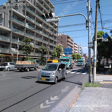 前面道路(環七通り）