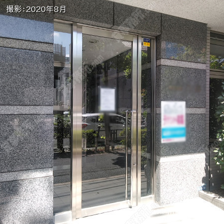 貸室入口(1階）