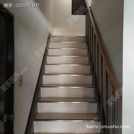 共用階段