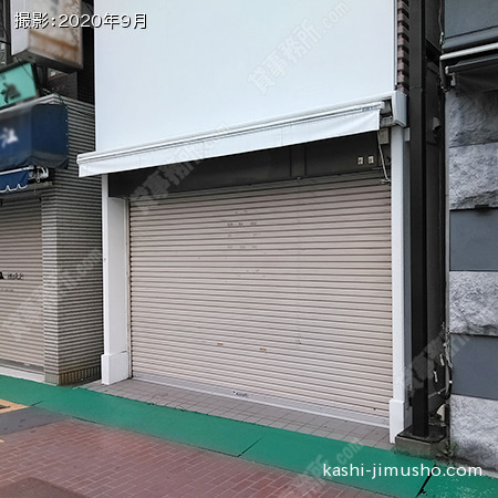 ビル入口