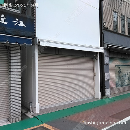 ビル入口