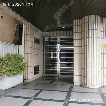 ビル入口 ビル入口