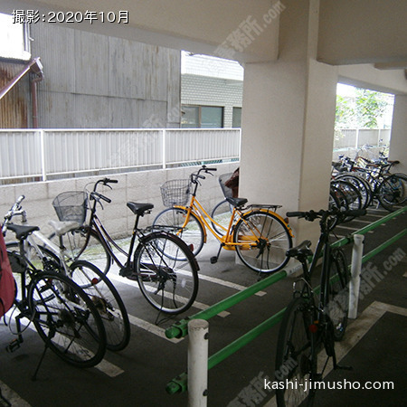 駐輪場 駐輪場