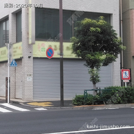 ビル前面